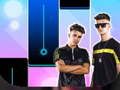 Adexe y Nau - กระเบื้องเปียโน  เกมออนไลน์