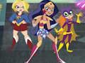 ความคลั่งไคล้: DC Super Hero Girls  เกมออนไลน์