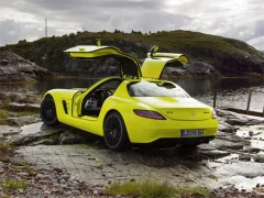 Mercedes-Benz SLS E-Cell Puzzle เกมออนไลน์