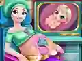 Ice Queen Pregnant Check-Up เกมออนไลน์