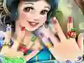 Snow White Nails เกมออนไลน์