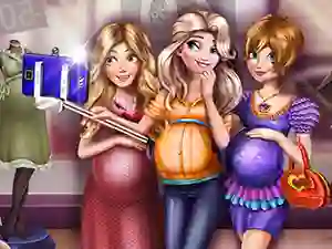 Princesses Pregnant Selfie เกมออนไลน์