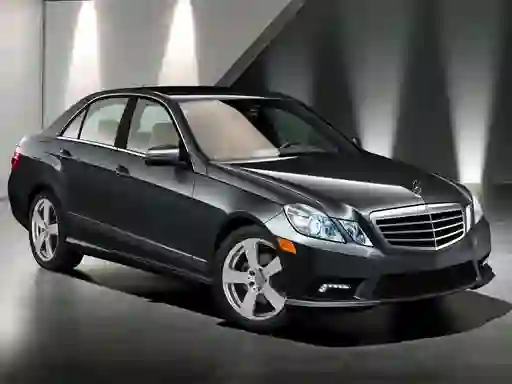 E-Class Sedan Puzz เกมออนไลน์