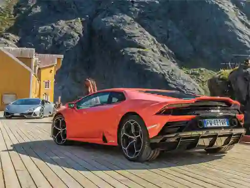Huracan Evo Puzzle เกมออนไลน์