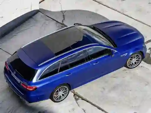 Mercedes Benz E63 Amg Estate Slide เกมออนไลน์