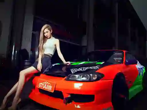 Girls and Cars เกมออนไลน์
