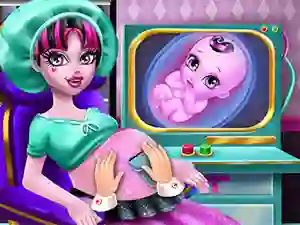 Halloween Pregnant Check Up เกมออนไลน์