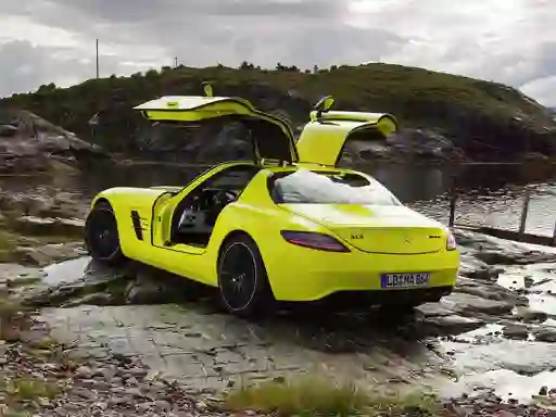 Mercedes-Benz SLS E-Cell Puzzle เกมออนไลน์