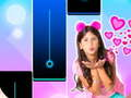 Maria Clara และ JP Piano Game Tiles  เกมออนไลน์